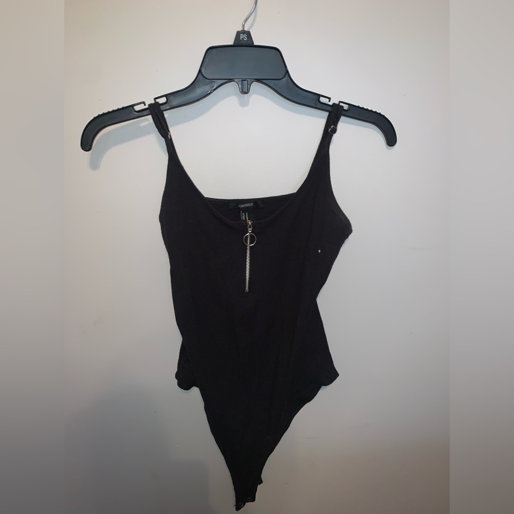 Black body suit with zipper